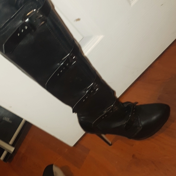 Black stiletto heel boots size 6 - Picture 3 of 3
